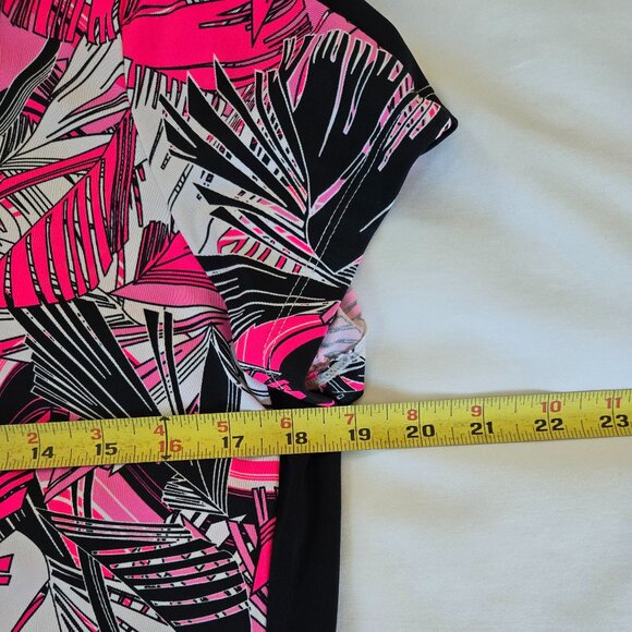 TAIL Short Sleeve 1/4 Zip Golf Shirt Size M - Picture 4 of 6